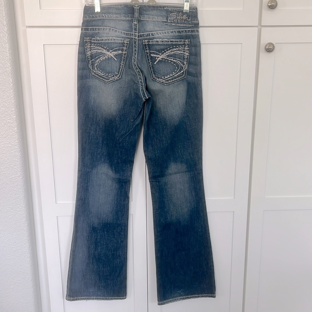 SILVER JEANS Women’s Distressed Suki Bootcut Blue Denim Medium Wash Size 27 x 32